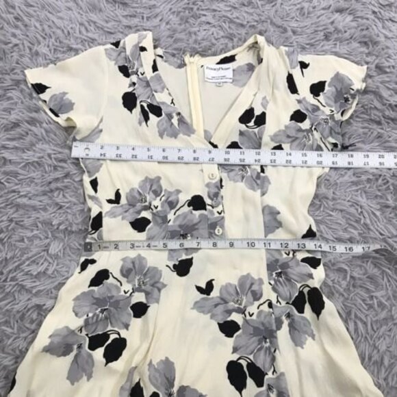 Privacy Please Revolve‎ dress M floral mini short sleeves Yellow NWT - Picture 6 of 8